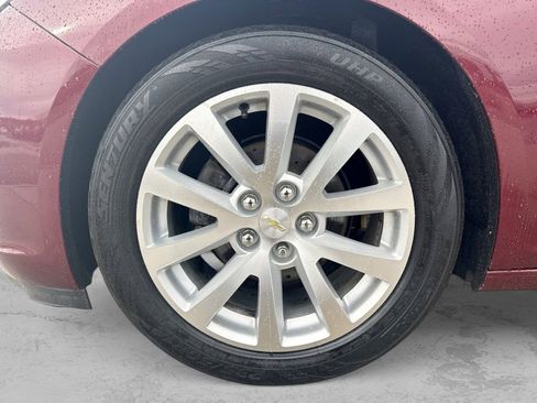 Used 2015 Chevrolet Malibu LT w/ Leather Package FWD image 13