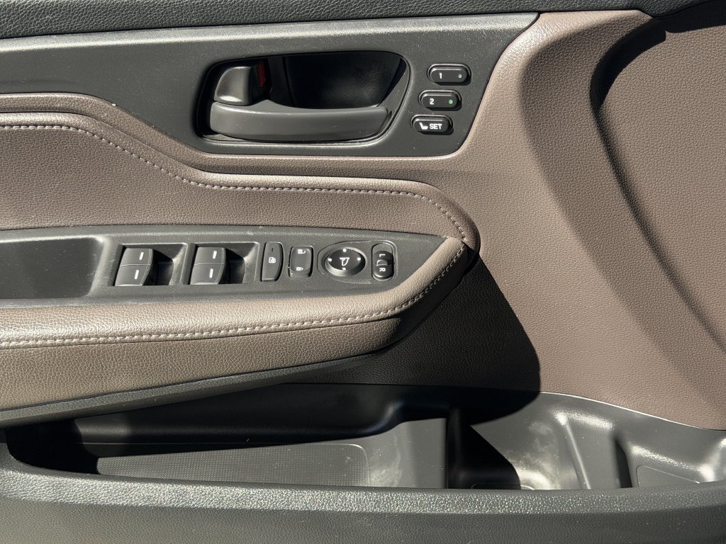 Used 2018 Honda Odyssey EX-L image 22