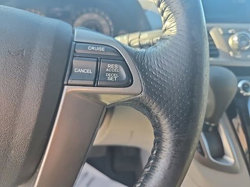 Used 2016 Honda Odyssey EX-L image 17