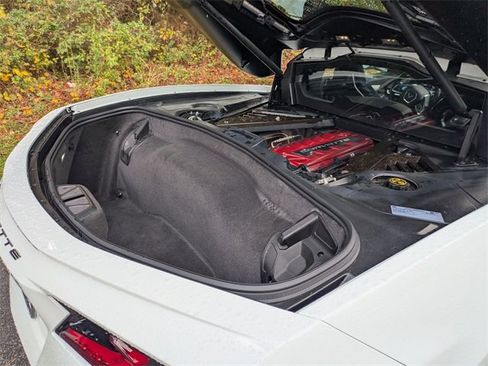 Certified 2020 Chevrolet Corvette Stingray Premium Cpe w/ 3LT Preferred Equipment Group image 31