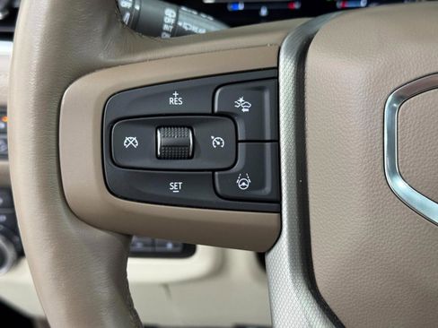 Used 2023 GMC Yukon Denali w/ Denali Reserve Package image 33