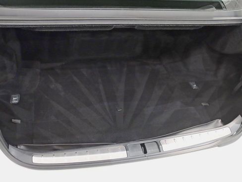 Used 2022 Lexus LS 500h AWD w/ Luxury Package image 43