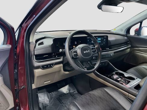 Used 2026 Kia Carnival EX FWD image 9