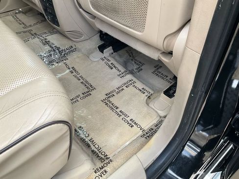 Used 2016 Jeep Grand Cherokee Overland image 50