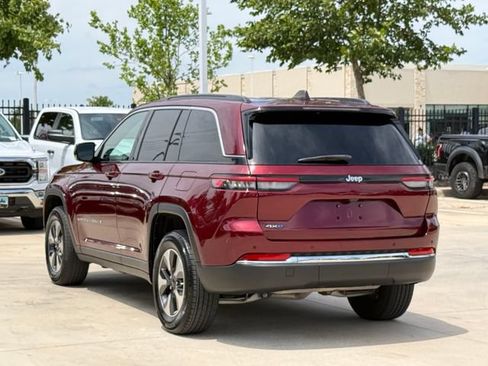 Used 2024 Jeep Grand Cherokee Limited 4xe AWD/4WD image 8