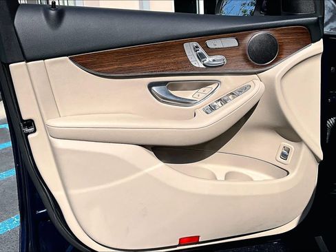 Certified 2022 Mercedes-Benz GLC 300 4MATIC image 21