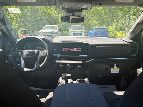 New 2026 GMC Sierra 1500 Elevation w/ X31 Off-Road Package AWD/4WD image 15