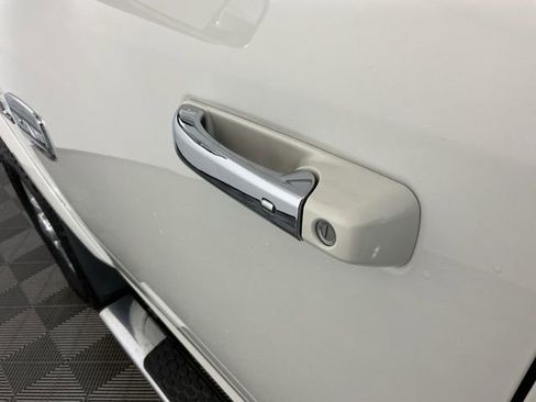 Used 2016 RAM 2500 Longhorn w/ Convenience Group image 11