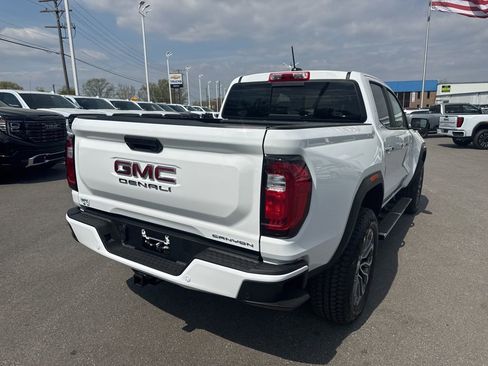 New 2026 GMC Canyon Denali image 5