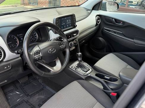 Used 2018 Hyundai Kona SEL w/ SEL Tech Package 02 FWD image 30