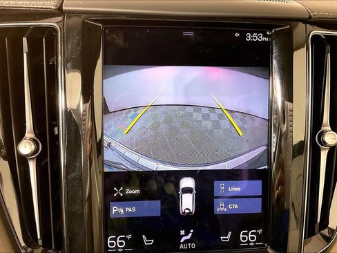 Used 2021 Volvo XC60 T5 Inscription w/ Climate Package image 21