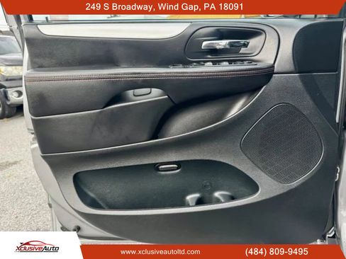 Used 2014 Dodge Grand Caravan R/T w/ Driver Convenience Group image 10