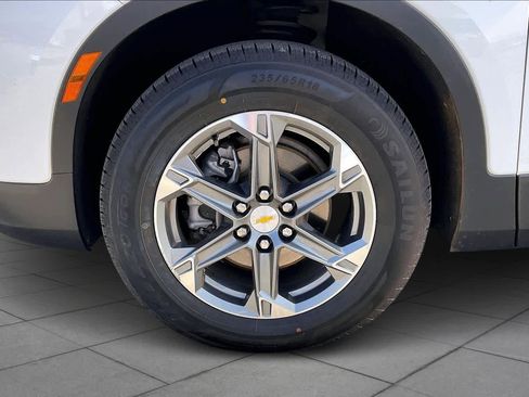 Used 2023 Chevrolet Blazer LT image 11