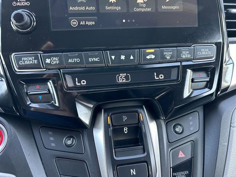 Used 2019 Honda Odyssey EX-L image 18