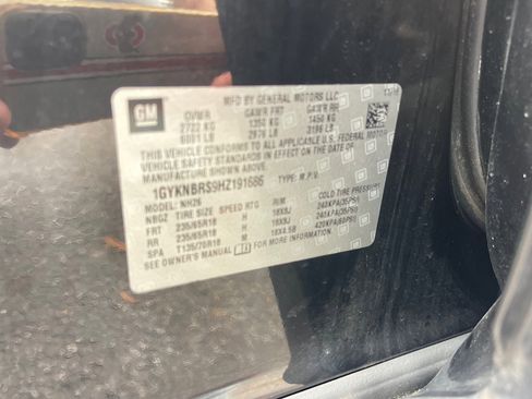 Used 2017 Cadillac XT5 Luxury image 11