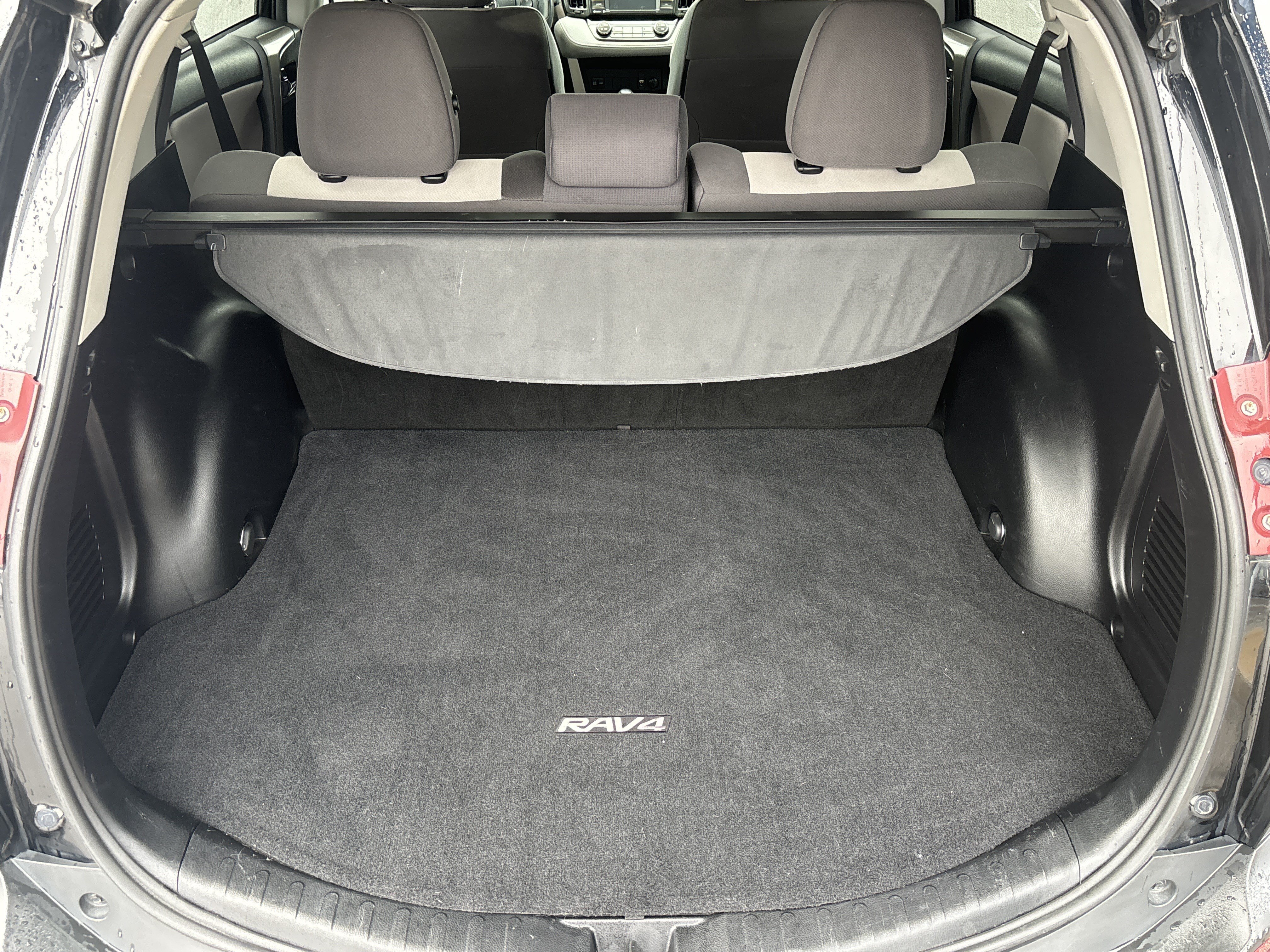 Used 2015 Toyota RAV4 XLE FWD image 30