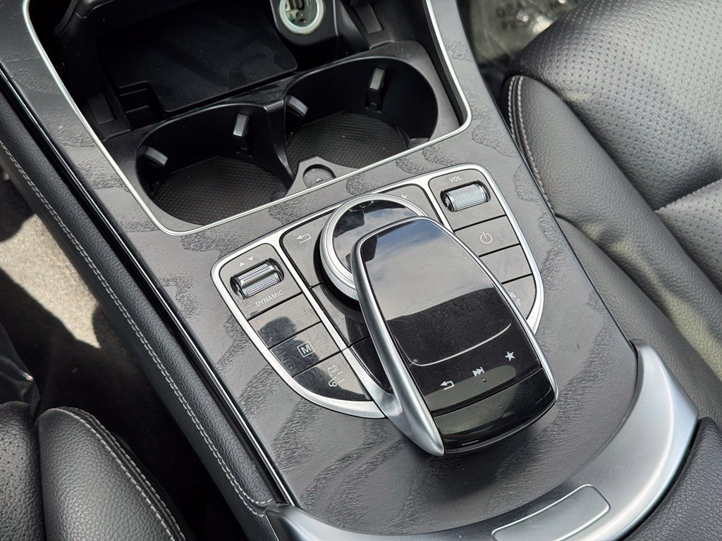Used 2019 Mercedes-Benz GLC 350e 4MATIC image 14