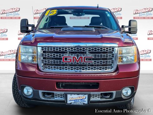 Used 2013 GMC Sierra 2500 Denali w/ Suspension Package, Off-Road image 3