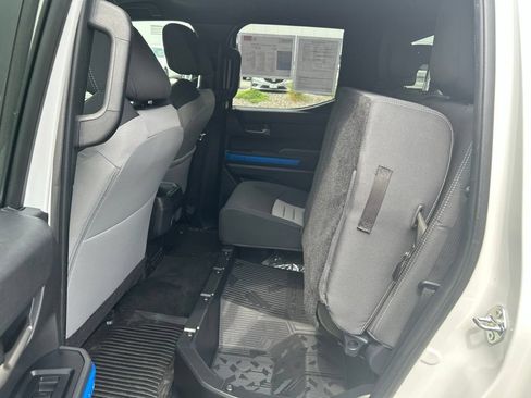 Used 2024 Toyota Tacoma TRD Sport w/ TRD Sport Upgrade Package AWD/4WD image 9