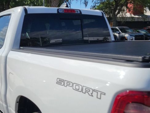 Used 2023 RAM 1500 Laramie AWD/4WD image 11