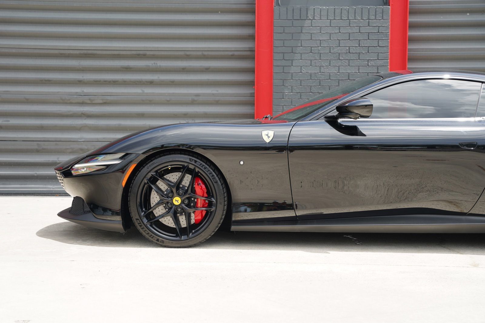 Used 2023 Ferrari Roma RWD image 7