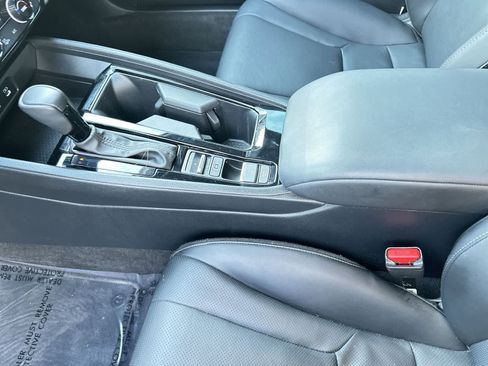 Used 2024 Honda Accord EX-L image 19