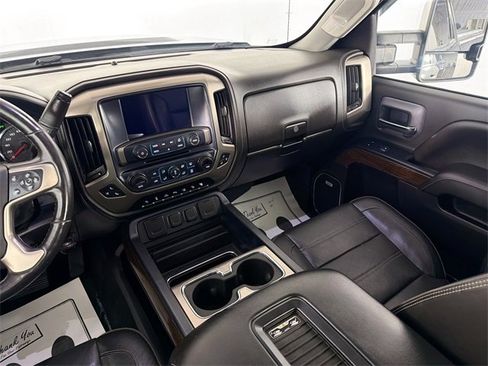 Used 2018 GMC Sierra 2500 Denali image 21