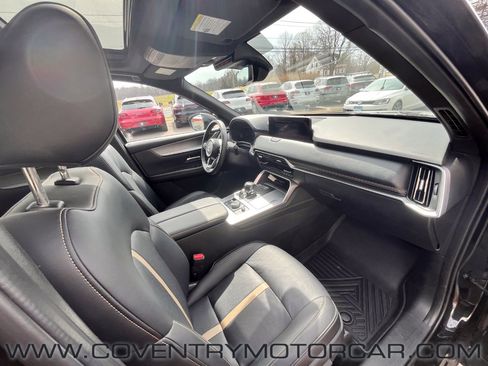 Used 2024 MAZDA CX-90 Plug-In Hybrid w/ Premium Plus image 29