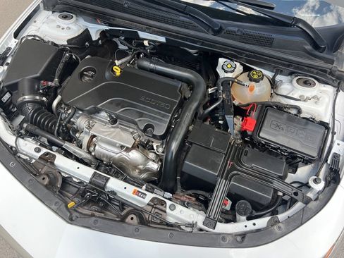 Used 2024 Chevrolet Malibu LT FWD image 27