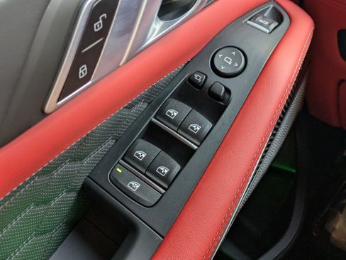 Used 2025 BMW X5 M Competition w/ Executive Package image 28