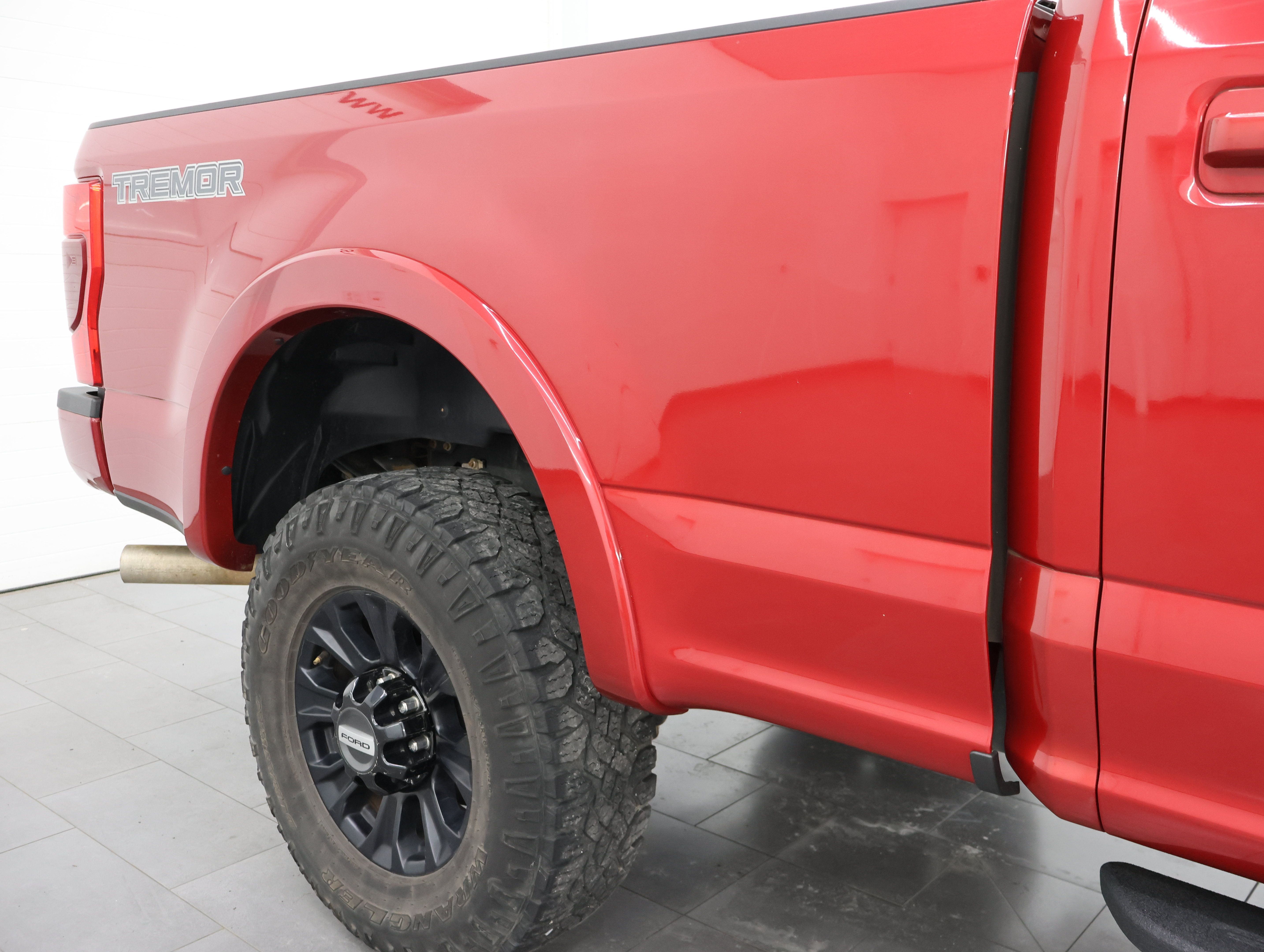 Used 2022 Ford F250 Lariat w/ Tremor Off-Road Package AWD/4WD image 29