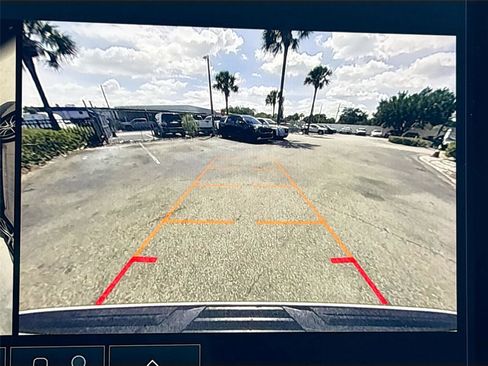 Used 2025 GMC Yukon Denali RWD image 14