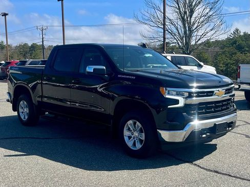 Used 2023 Chevrolet Silverado 1500 LT AWD/4WD image 7
