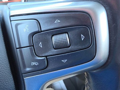 Used 2022 Chevrolet Silverado 2500 LTZ w/ LTZ Plus Package image 48