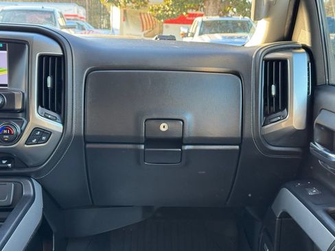 Used 2019 Chevrolet Silverado 2500 LTZ w/ Duramax Plus Package image 38