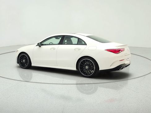 Used 2023 Mercedes-Benz CLA 250 image 7