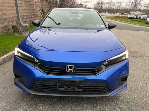 Used 2024 Honda Civic Sport image 2