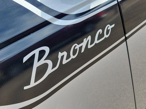 Certified 2022 Ford Bronco Black Diamond AWD/4WD image 17