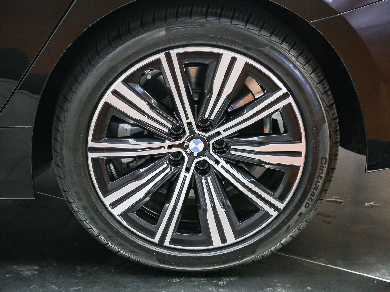 Used 2026 BMW 330i Sedan w/ Convenience Package RWD image 11