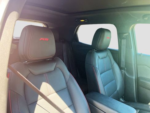 Used 2024 Chevrolet TrailBlazer RS w/ Convenience Package FWD image 28