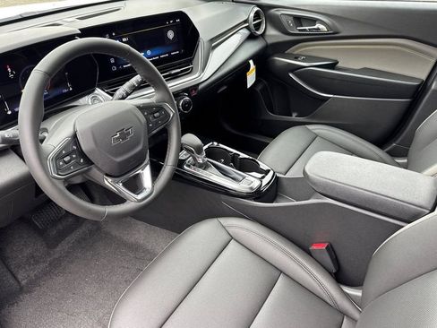 New 2026 Chevrolet Trax ACTIV w/ Driver Confidence Package FWD image 10