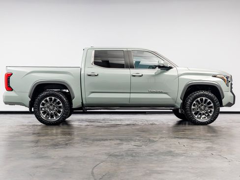 Used 2026 Toyota Tundra Limited AWD/4WD image 19