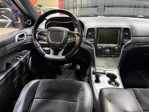 Used 2014 Jeep Grand Cherokee SRT8 w/ Luxury Group II AWD/4WD image 54