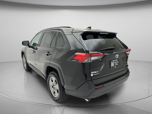 Used 2024 Toyota RAV4 LE AWD/4WD image 6