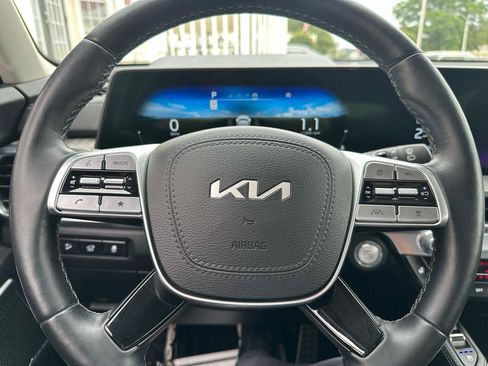 Used 2024 Kia Telluride SX AWD/4WD image 9