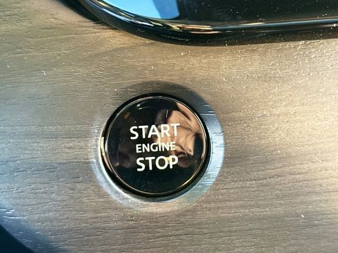 New 2026 Nissan Murano Platinum image 9