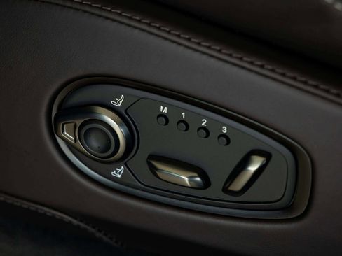 New 2026 Aston Martin DBX 707 image 19