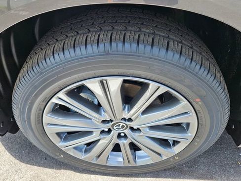 New 2025 MAZDA CX-5 Signature image 23