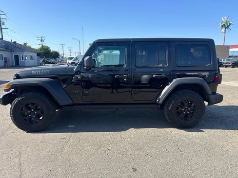 Used 2021 Jeep Wrangler Unlimited Sport AWD/4WD image 8