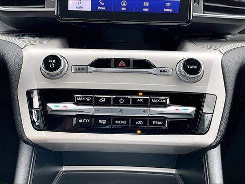 Certified 2024 Ford Explorer XLT w/ Equipment Group 202A AWD/4WD image 32